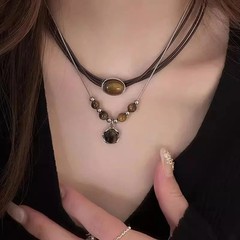 Vintage Leather Brown Stone Pendant Necklace Women’s Retro Stacking Choker