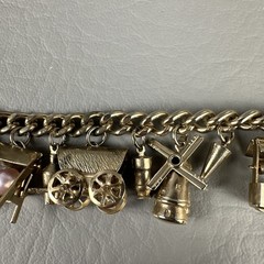 Vintage Charm Bracelet Windmill Well Cart Gold Tone Dutch Theme 7.5″