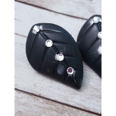 Vintage Jeff Lieb Clip On Earrings – Black – Paint Damage
