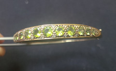 Lovely 9KT Solid Yellow Gold with Peridot Bangle Bracelet – English