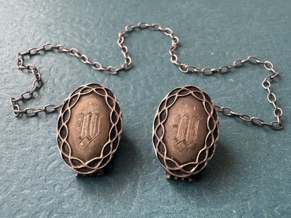 Antique 1885 VICTORIAN .925 Sterling Silver Baby Bib Chain Collar Clips RARE!