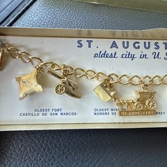 VTG SAINT AUGUSTINE Charm Bracelet Building Enamel Gold Tone Rope Chain NOS