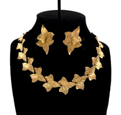 GOLD FILLED GERMANY SIGNED RETRO SET CLIP EARRINGS NECKLACE ENGLISH IVY LEAGUE