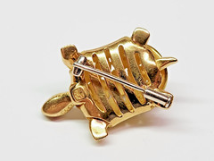 THE CUTEST Detailed 19k Gold 29x19mm Ruby Eyes Tortoise Turtle Pin Brooch