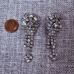 Vintage Silver Tone Clear Rhinestone Dangle Drop Clip On Statement Earrings