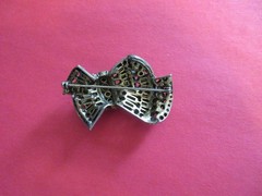 vintage signed HOLLYCRAFT 1955 BLUE RHINESTONE BOW BROOCH PIN baguettes