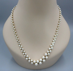 Vintage Faux Pearl Necklace Graduated Glass Braided Chain Spring Ring 80s Glam