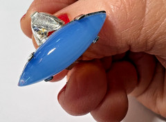 VTG Mid-Century Silver Tone Cocktail Statement Molded Glass Ring Size 7-8 Blue