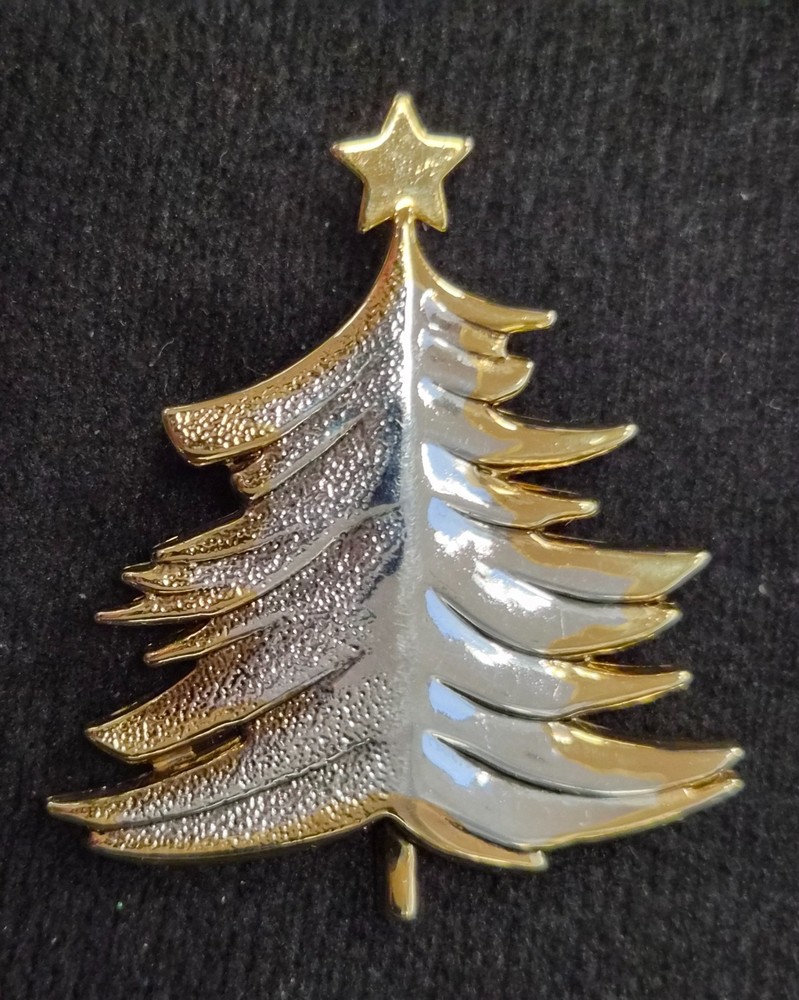 Vintage Signed BEST Silver & Gold Christmas Tree Holiday Pendant Pin / Brooch