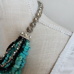 Vintage Multi-Strand Turquoise Chip Statement Necklace | 18–20″ Adjustable