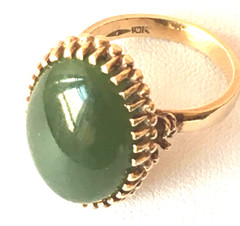 VINTAGE 10K YELLOW GOLD BIG OVAL GREEN NEPHRITE JADE JADEITE RING SOLID HEAVY