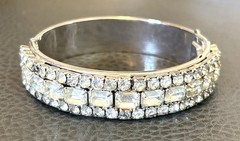 Vintage Crystal Octagon Rhinestone Rhodium Plate Hinge Bangle Bracelet 7 3/8”