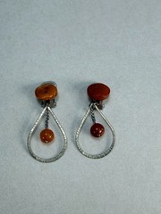 Mid Century Modern Amber Lucite Silver Tone Clip On Dangle Earrings Vintage