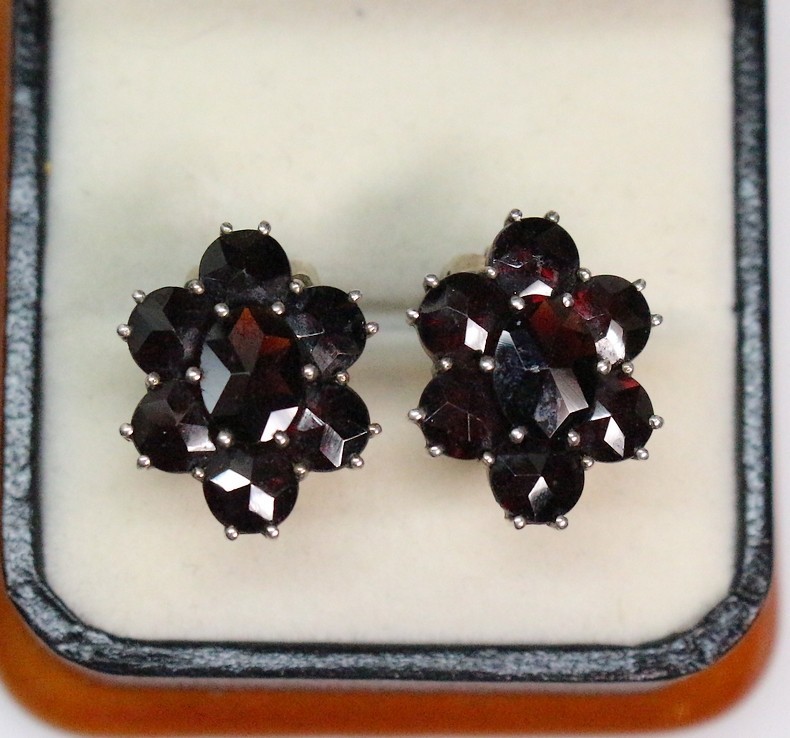 Garnet 800 Silver Vintage Clip On Earrings