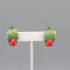 Vintage Christmas Holly Clip on Earrings Climber 1 in