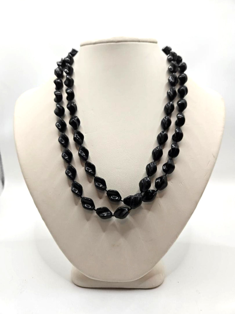 Vintage Irregular Black Lucite Twisted Beaded Necklace 35in long