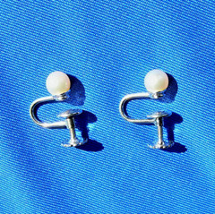 Elegant Original Vintage 6 millimeters PEARL Earrings 14K WHITE GOLD Deco Studs