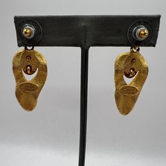 Casual Corner Dangle Pierced Earrings Brushed Shiny Gold Tone Door Knocker Drop