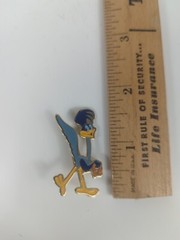 Vintage Roadrunner Pin Brooch cartoon metal Looney Tunes 1.5″ tall