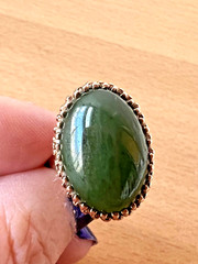 VINTAGE 10K YELLOW GOLD BIG OVAL GREEN NEPHRITE JADE JADEITE RING SOLID HEAVY