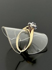 10k – 14k Gold Diamond & Sapphire Cluster Flower Ring Vintage 1980’s 2.1 grams