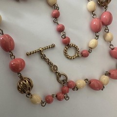 VTG 70’s Monet Pink Peach Beaded Strand Necklace Gold Tone 19/38” StatementRARE