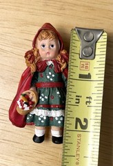 Lot Of 4 Madame Alexander Pins And Ornament Little Red Riding Hood Christmas