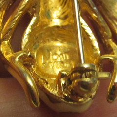 VTG Joan Rivers “Joan Of The Jungle” Leopard Bee Spotted Brooch Pin