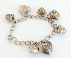 Vintage 80’s Silver Tone Puffy Engraved Hearts Charm Bracelet