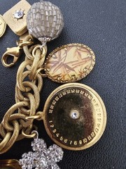 John Wind Maximal Art Bracelet Charm 15 Charms Chunky Gold Plated Vintage