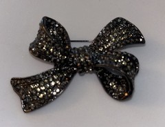 Rhinestone Bow Brooch Pin Black Tone Sparkly Vintage Style 2.5 Inch Free Ship
