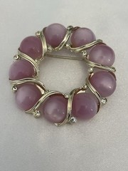 VINTAGE Lavender LISNER MOONGLOW BROOCH Gold Tone Mini Rhinestone Accents *Read