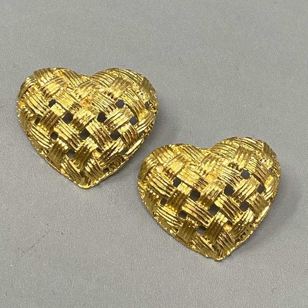 Heart Earrings Gold Tone Textured Woven Stud Dangle Drop Pierced Open Work NOS