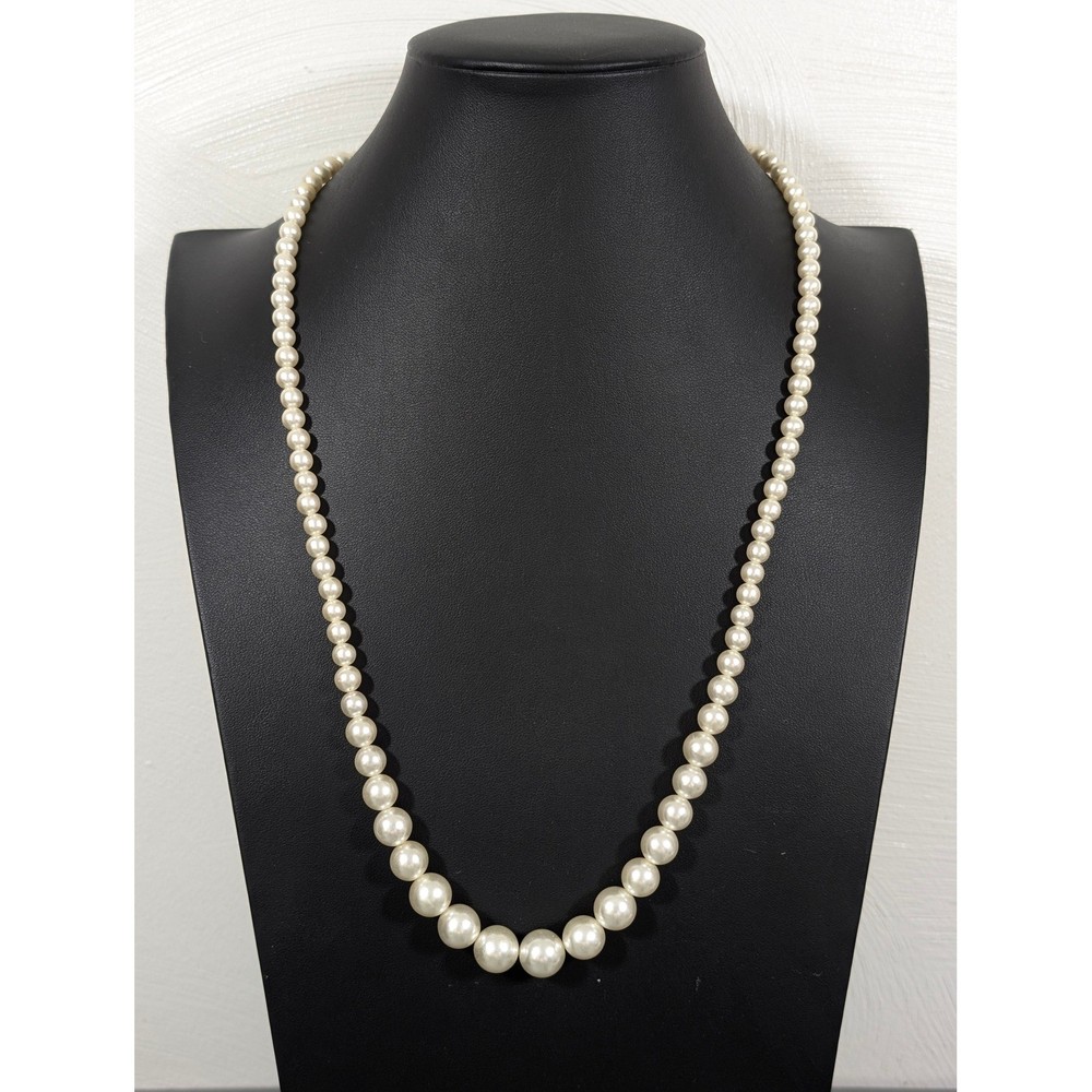 Vintage Faux Pearl Graduated Bead Necklace Double Hook Clasp 26in Retro