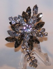 Vintage Grey Smoky Clear Rhinestones Flower Brooc -Estate Jewelry