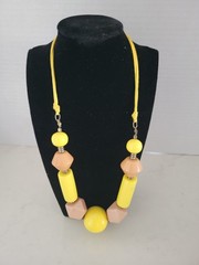 Vintage Yellow Tan Acrylic Lucite Beaded Statement Necklace