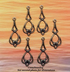 #0516 ANTIQUED BRASS VINTAGE OPEN CENTER DROP W/TOP HANG RING – 6 Pcs