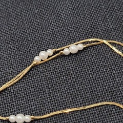 Vintage Cobra Station Chain White Bead Necklace Gold tone 28″