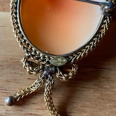 Hand Carved Cameo 1/20 12K Gold Brooch Pin