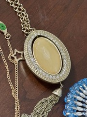 Vintage Estate Lot Of 30 Pieces Of Fashion Jewelry UNTESTED SEE DESCRIPTION