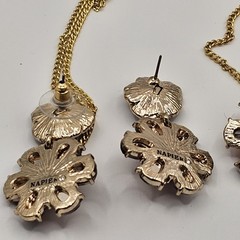 Vintage Napier Flower 18″ Necklace Earring Set Amber Color Signed Pierced Nice