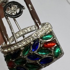 LARRY WINTERS 1939 VINTAGE SILVERTONE RHINESTONE WISHING WELL BROOCH AS IS