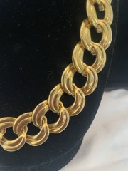 Vintage Gold Tone NAPIER Link Chain Necklace PAT. 4774743 Measures 18.5” CHUNKY
