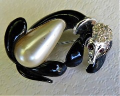 Vintage Enameled Metal w Pearly Stone & Rhinstones Dachshund Dog Pin / Brooch