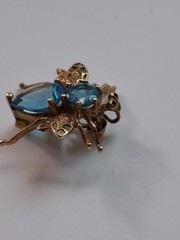 10k Yellow Gold Blue Topaz Bee Bug Fling Insect Pin Pendant Brooch