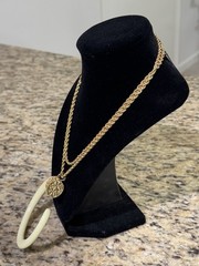 Vintage KJL Kenneth Lane Large Faux Elephant Tusk Horn Necklace Signed Chain