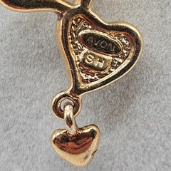 VINTAGE Avon Triple Heart Gold Tone Rhinestone Pendant Dainty Necklace