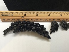 Vintage Black Glass Rhinestone Brooch And Clip Earrings