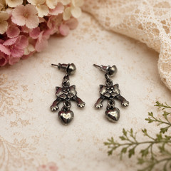 Vintage Kitty Cat Heart Dangle Earrings Silver Tone Figural Novelty 1 In