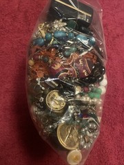 Lot Vintage Costume Jewelry Modern Mixed Wear Craft Resell Necklace Earrings Etc